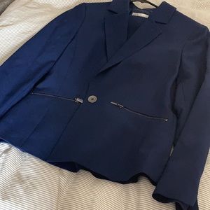 Brand new blue Le Suit. Never Worn. Size 8